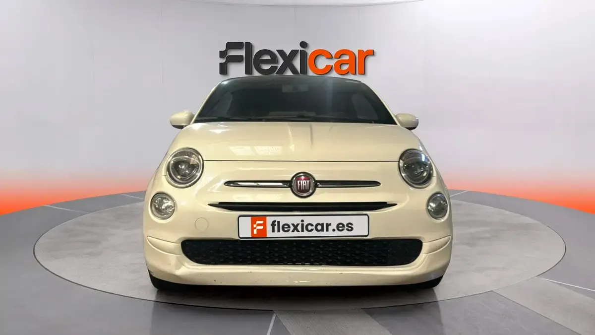 Usado Fiat 500 Club 71 CV (52 kW) 2023 Blanco Descapotable
