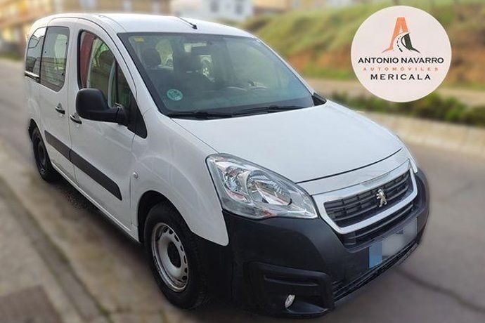 Usado Peugeot Partner Tepee Access 75 CV (55 kW) 2017 Monovolumen