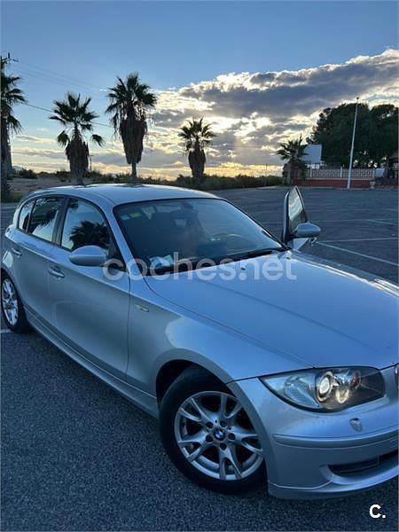 Gris / plata Usado 2009 BMW 118 Utilitario | 5900 € (Precio justo) - Imagen 1/4