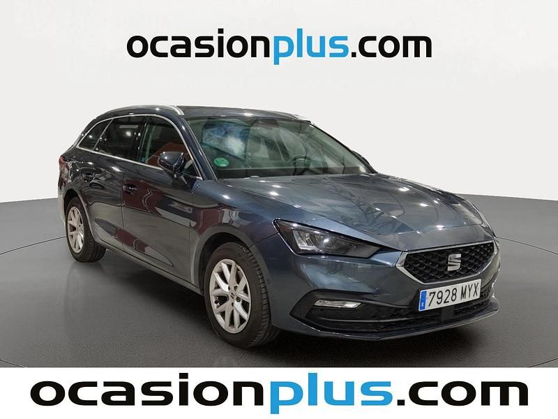 Usado Seat Leon Style 116 CV (85 kW) 2025 Gris Monovolumen