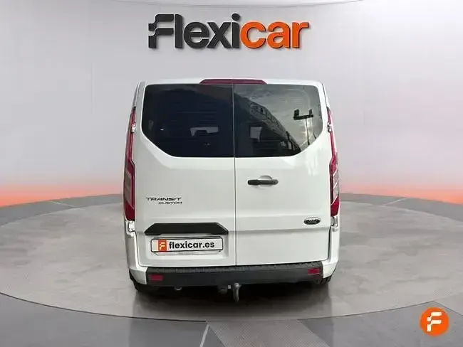 Usado Ford Transit Custom 107 HP (78 kW) 2020 Branco Sedan