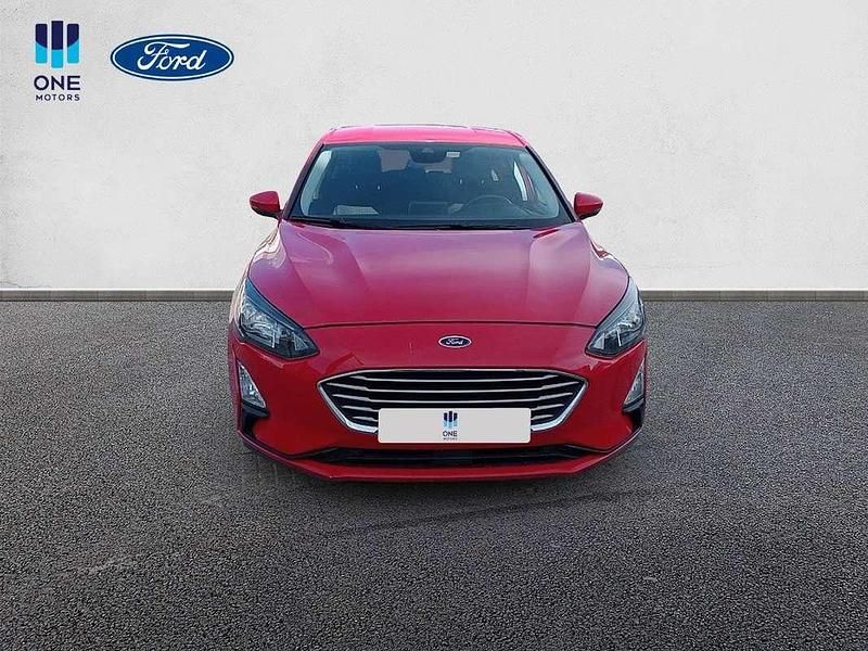 Usado Ford Focus Trend+ 125 CV (91 kW) 2021 Rojo Utilitario