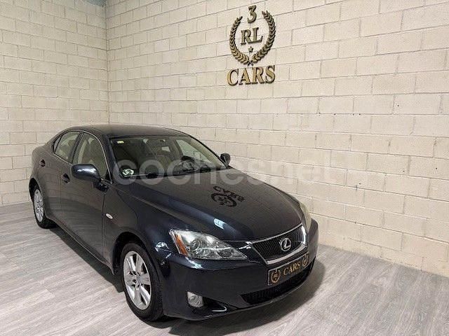 Negro Usado 2006 Lexus IS220d Luxury Line Berlina | 6600 € (Un poco caro) - Imagen 1/4