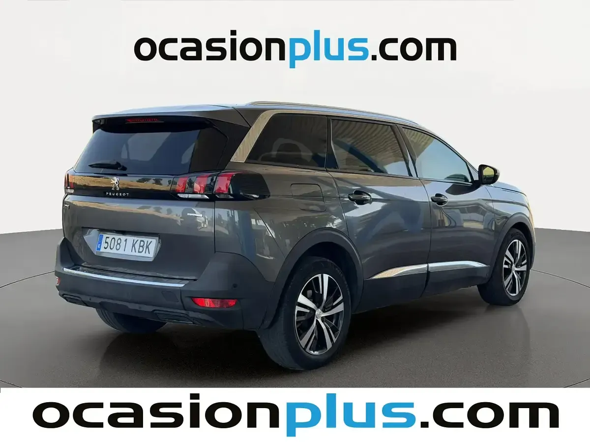 Usado Peugeot 5008 Allure 130 CV (95 kW) 2017 Gris SUV