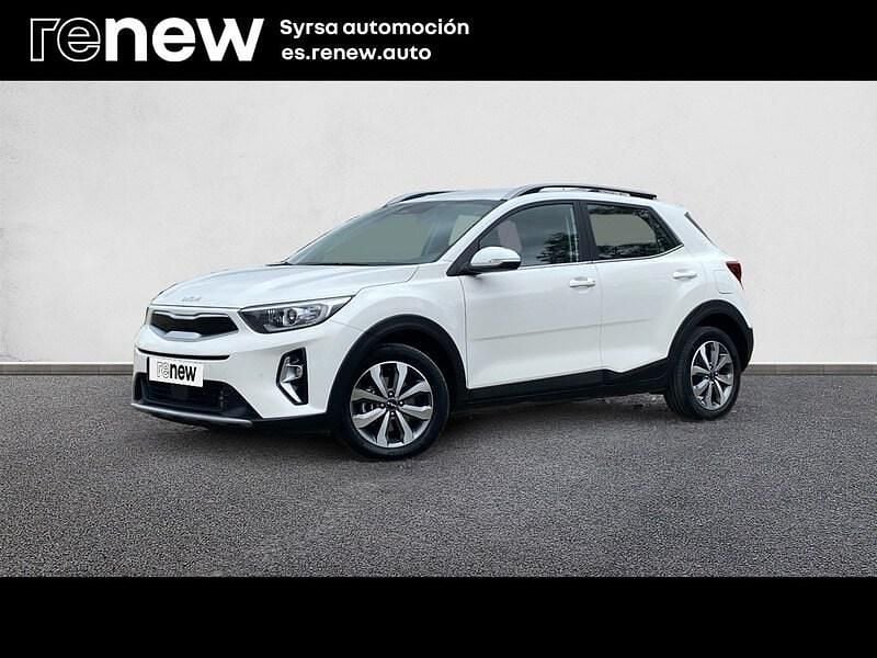 Usado Kia Stonic 120 CV (88 kW) 2022 Blanco SUV