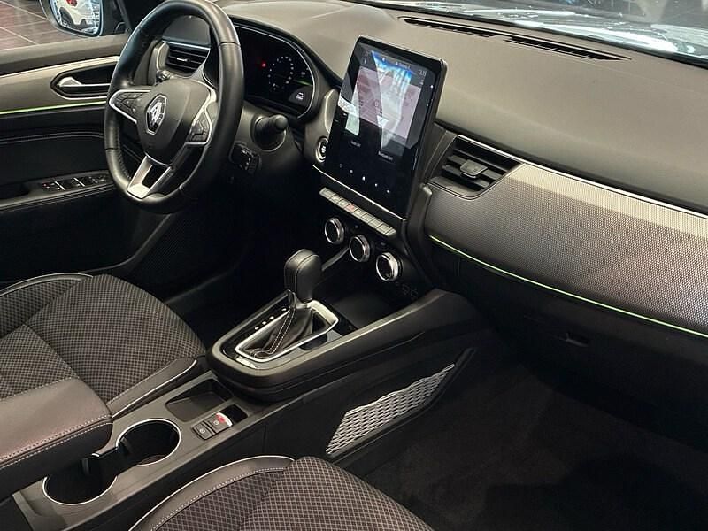 Usado Renault Arkana Zen 140 CV (102 kW) 2022 Gris SUV