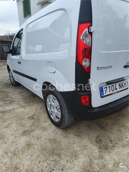 Usado Renault Kangoo 75 CV (55 kW) 2012 Blanco Monovolumen