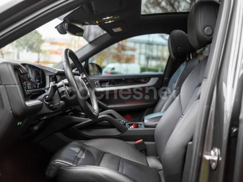 Usado Porsche Cayenne 474 CV (348 kW) 2024 Gris / plata SUV