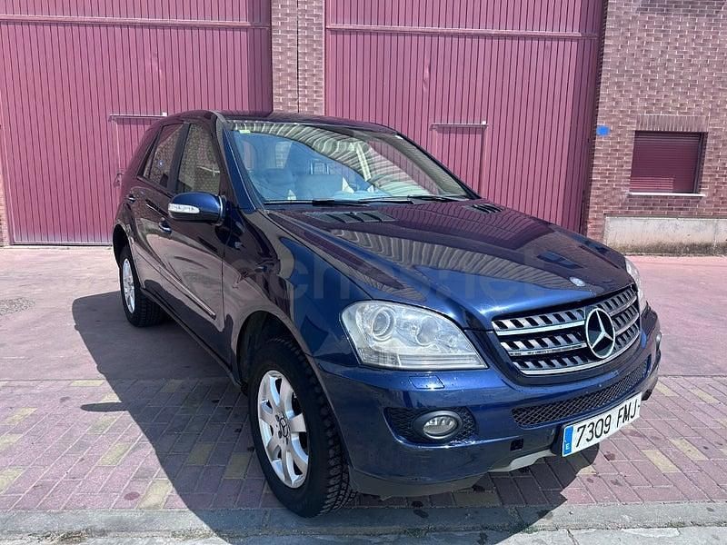 Usado Mercedes ML320 224 CV (164 kW) 2007 Negro SUV