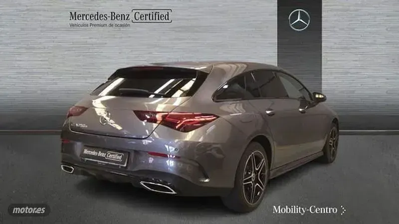 Usado Mercedes CLA250e 218 CV (160 kW) 2025 Gris Coupe