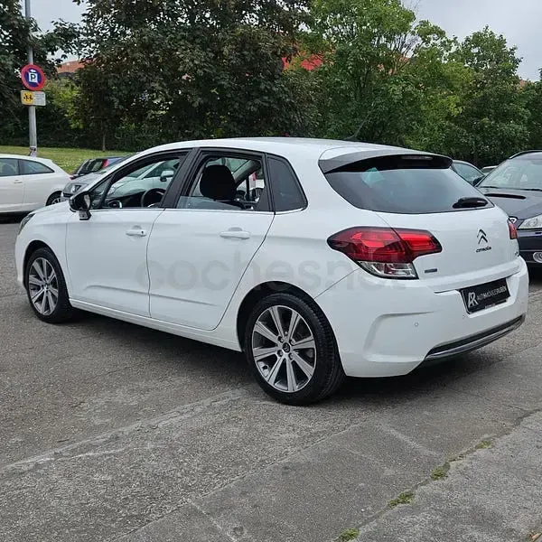 Usado Citroën C4 Feel 120 CV (88 kW) 2016 Blanco Berlina