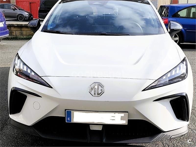 Begagnad MG MG4 EV 125 kW (170 HK) 2023 Eléctrico Halvkombi