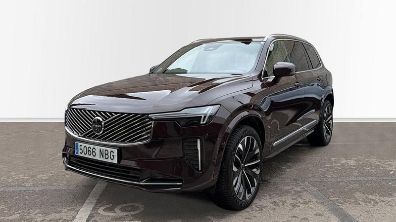 Usado Volvo XC90 Plus 250 CV (183 kW) 2025 Rojo SUV