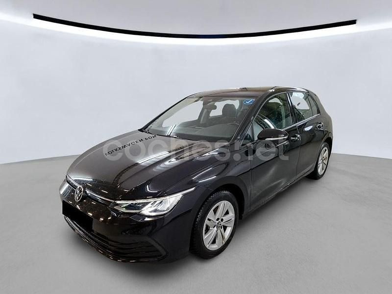 Usado VW Golf VIII Life 110 CV (80 kW) 2022 Negro Berlina