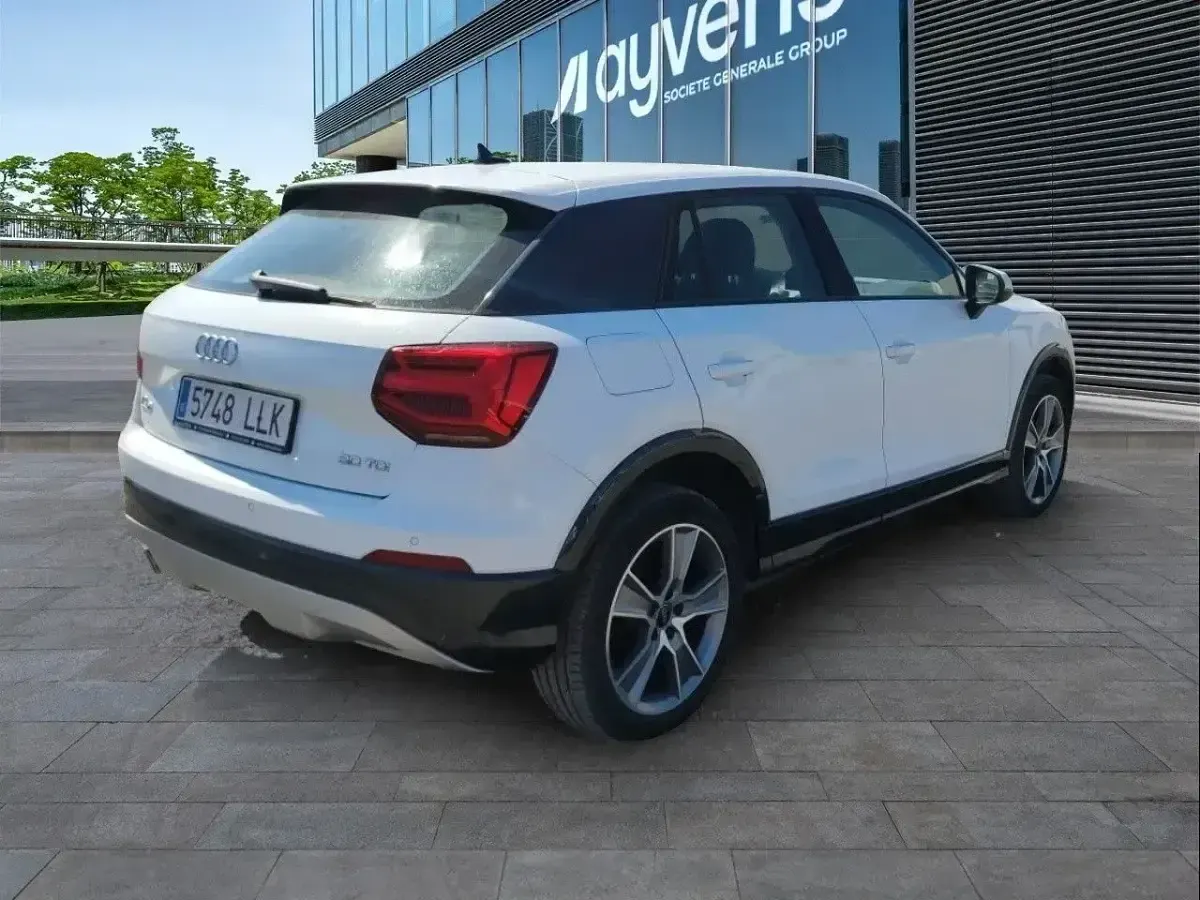 Usado Audi Q2 Design 116 CV (85 kW) 2020 Blanco SUV