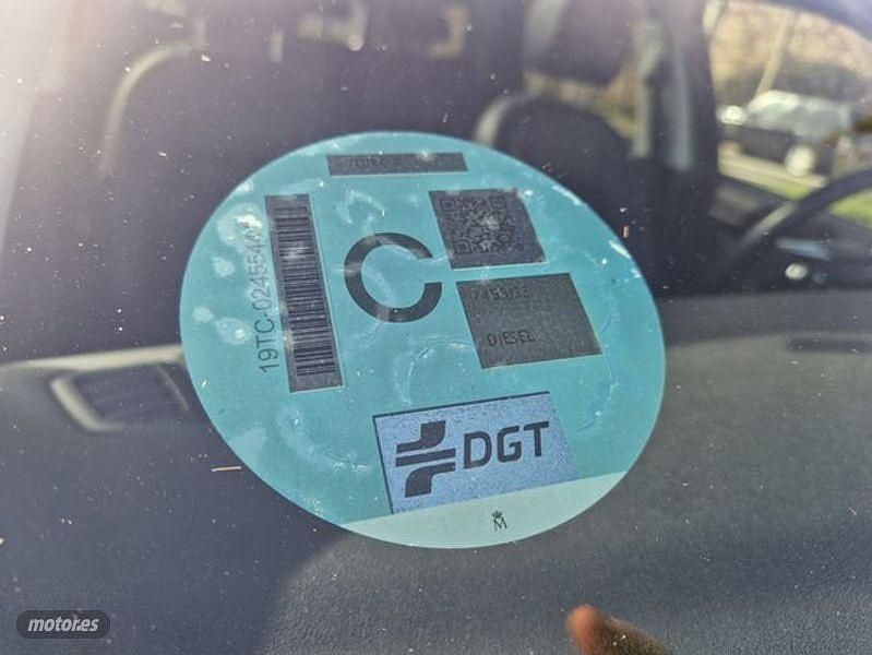 Usado Land Rover Discovery 4 180 CV (132 kW) 2016 Blanco SUV