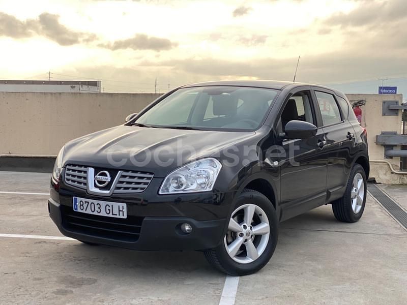 Usado Nissan Qashqai Tekna 140 CV (102 kW) 2009 Negro SUV