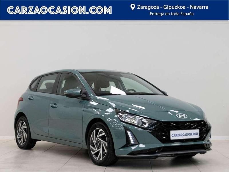 Verde Usado 2024 Hyundai i20 Utilitario | 15.900 € (Precio justo) - Imagen 1/4