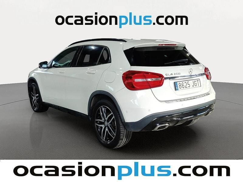 Usado Mercedes GLA200 Urban 136 CV (100 kW) 2015 Blanco SUV