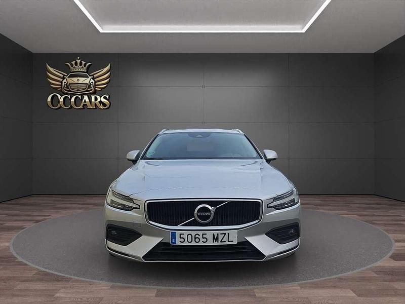 Usado Volvo V60 Momentum 150 CV (110 kW) 2021 Gris Familiar