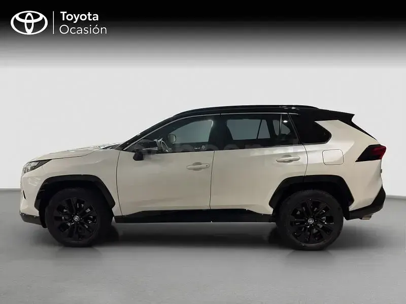 Usado Toyota RAV4 Hybrid Style 218 CV (160 kW) 2022 Blanco SUV