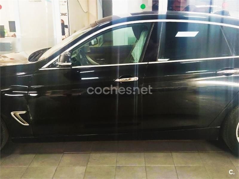 Usado BMW 318 Gran Turismo 143 CV (105 kW) 2014 Negro Berlina