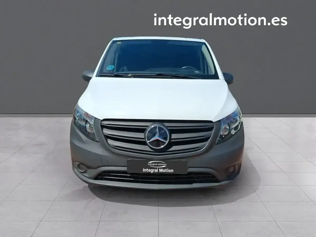 Usado Mercedes Vito 163 CV (119 kW) 2022 Blanco Van