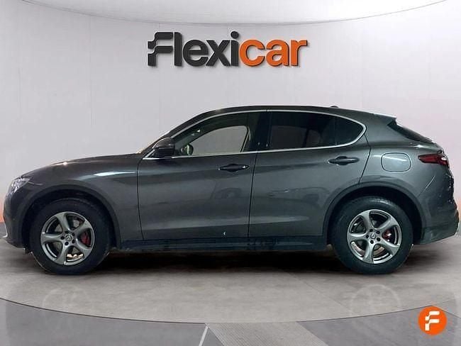Usado Alfa Romeo Stelvio Executive 210 CV (154 kW) 2017 Gris SUV