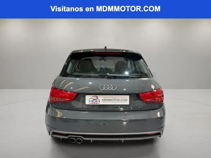 Usado Audi A1 Sportback Premium 125 CV (91 kW) 2018 Gris / plata Utilitario