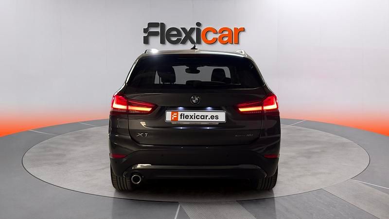 Usado BMW X1 140 CV (102 kW) 2021 Gris SUV