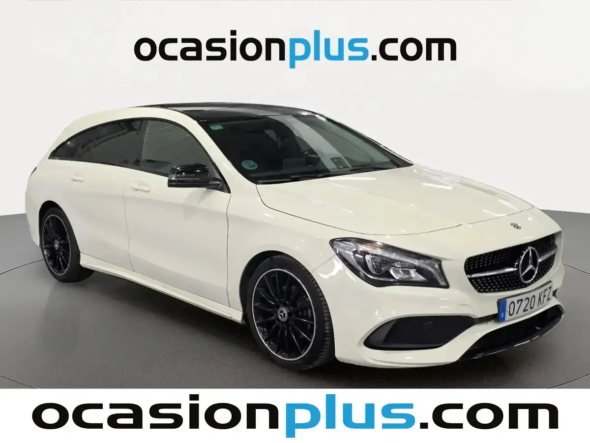 Usado Mercedes CLA200 136 CV (100 kW) 2017 Beige Coupe
