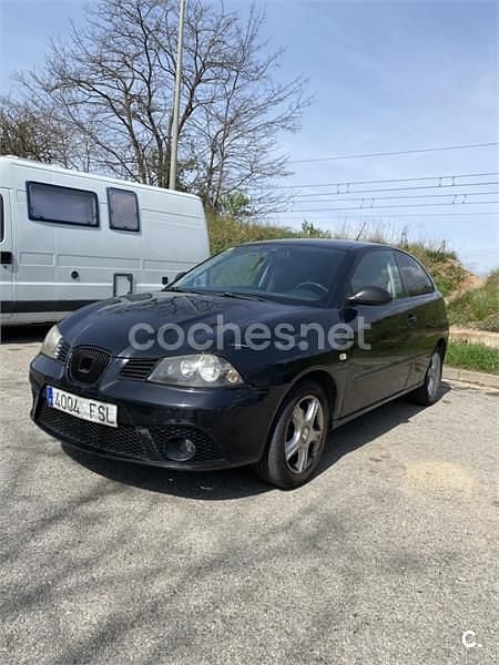 Usado Seat Ibiza Reference 70 CV (51 kW) 2007 Negro Utilitario