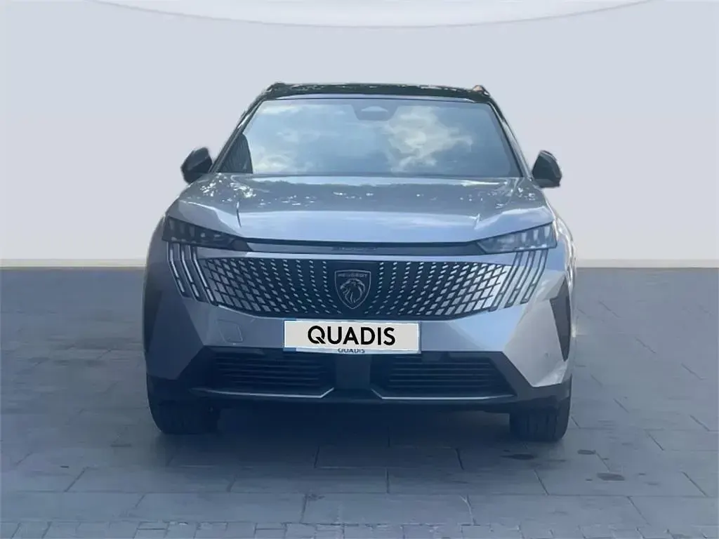 Usado Peugeot 5008 GT 145 CV (106 kW) 2025 Gris / plata SUV