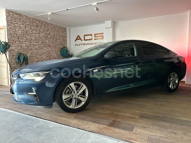 Usado Opel Insignia Business Elegance 122 CV (89 kW) 2021 Azul Berlina
