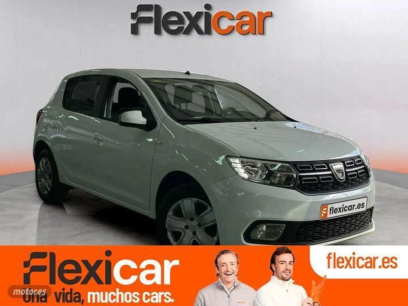 Usado Dacia Sandero Comfort 100 CV (73 kW) 2020 Blanco Utilitario