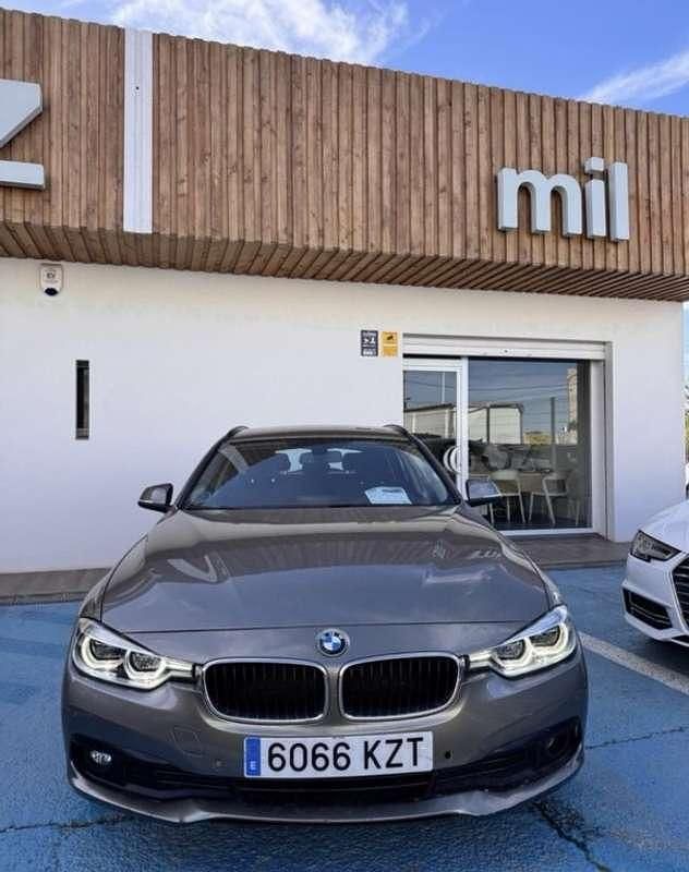 Usado BMW 318 150 CV (110 kW) 2019 Gris Familiar