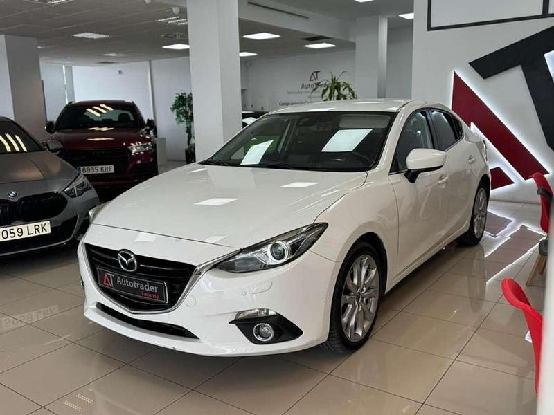 Usado Mazda 3 Style 150 CV (110 kW) 2015 Blanco Utilitario