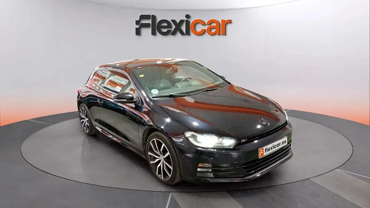 Usado VW Scirocco R-line 150 CV (110 kW) 2017 Coupe