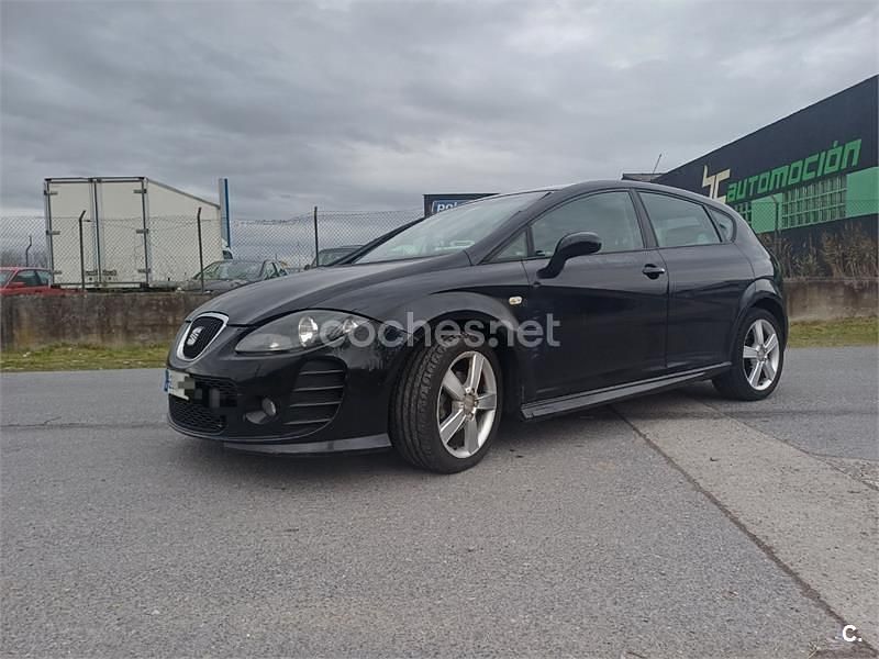 Negro Usado 2006 Seat Leon Sport Berlina | 3650 € (Buen precio) - Imagen 1/4
