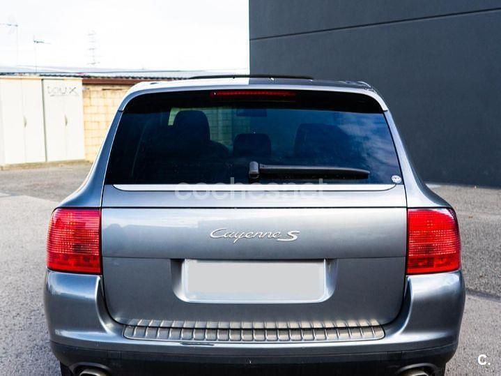 Usado Porsche Cayenne S 340 CV (250 kW) 2003 Gris / plata SUV