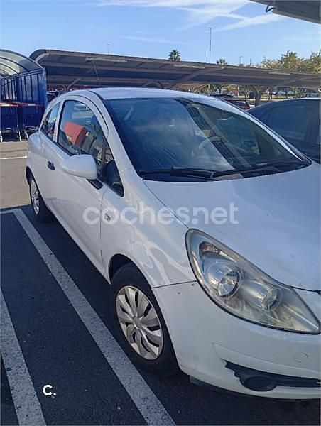 Blanco Usado 2008 Opel Corsa Enjoy Berlina | 2500 € (Buen precio) - Imagen 1/4