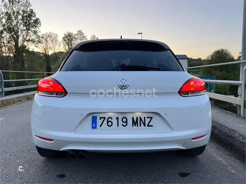 Usado VW Scirocco Edition 140 CV (102 kW) 2012 Blanco Coupe