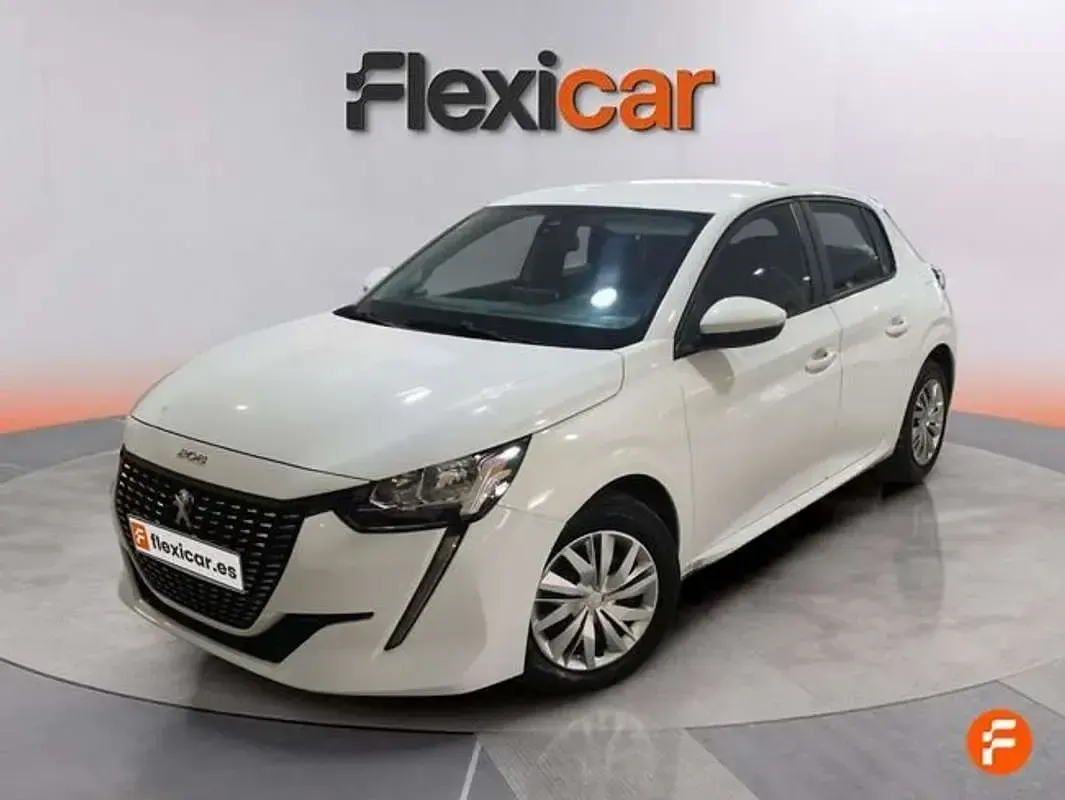 Usado Peugeot 208 Active 101 CV (74 kW) 2021 Blanco Utilitario