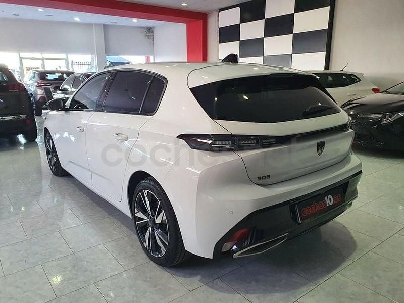 Usado Peugeot 308 Allure 130 CV (95 kW) 2023 Blanco Berlina