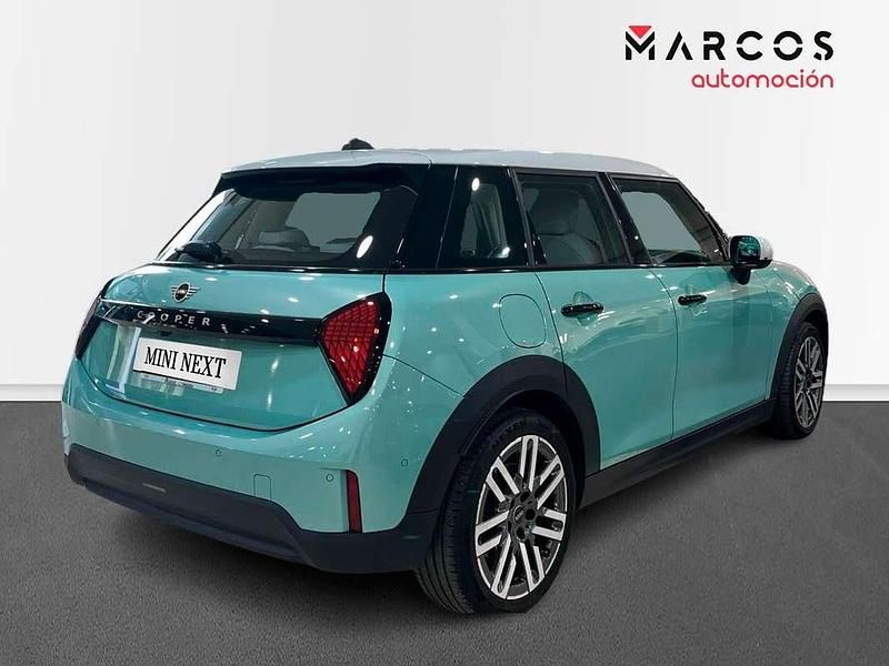 Usado Mini Cooper 156 CV (114 kW) 2024 Verde Utilitario
