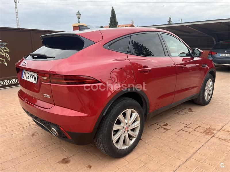 Usado Jaguar E-Pace R-Dynamic 150 CV (110 kW) 2018 Granate SUV