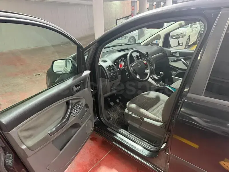 Usado Ford C-MAX Ghia 109 CV (80 kW) 2010 Negro Monovolumen
