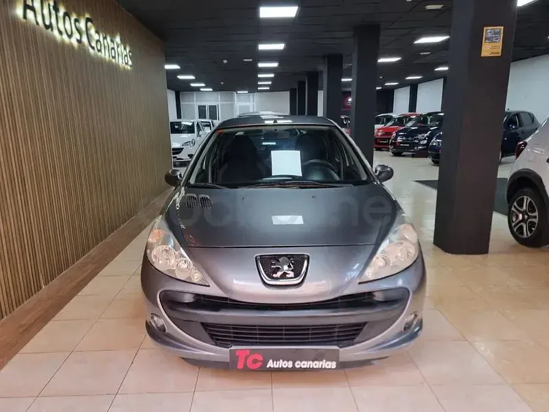 Usado Peugeot 206 75 CV (55 kW) 2010 Gris / plata Berlina