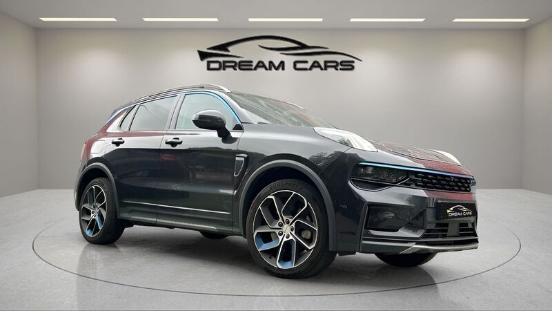 Negro Usado 2022 Lynk & Co 01 SUV | 23.490 € (Un poco caro) - Imagen 1/4