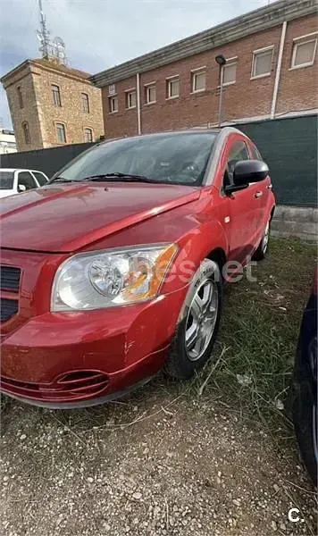 Usado Dodge Caliber SXT 140 CV (102 kW) 2007 Rojo Utilitario